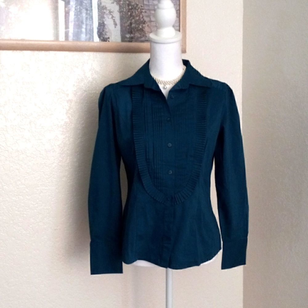 Worthington Stretch Long Sleeve Button down Ruffle Shirt. Zenith Teal-Small